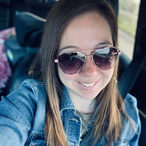 Meet your Posher, Debra